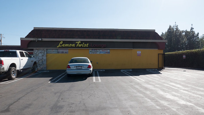 Lemon Twist Lounge -119