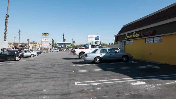 Lemon Twist Lounge -121